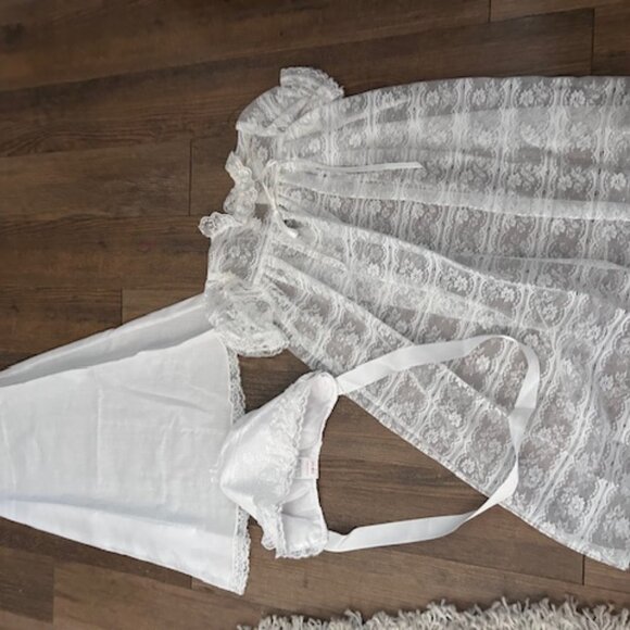 Christening Gown - Woodies - Picture 2 of 2